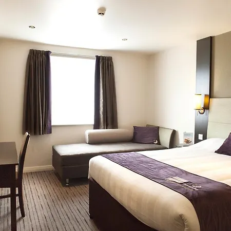 Premier Inn London Archway-3